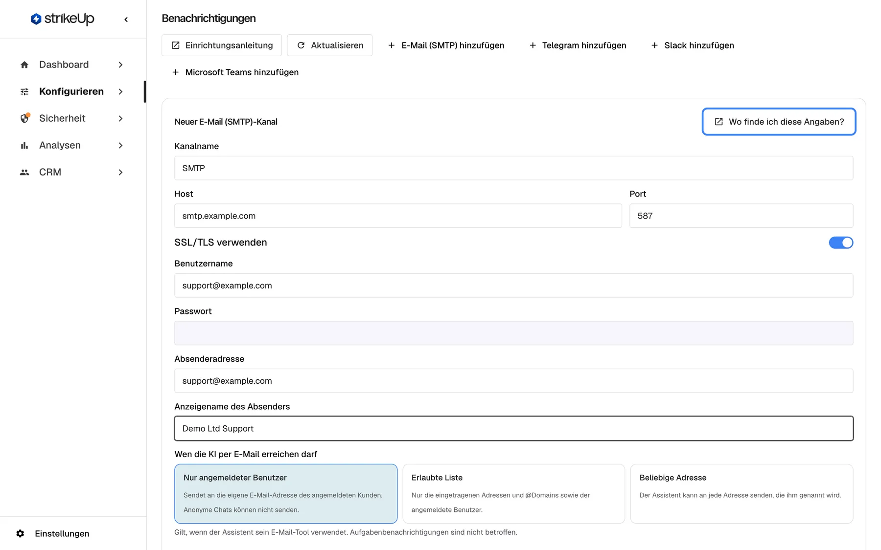 Die Seite Benachrichtigungen mit geöffnetem Formular "Neuer E-Mail (SMTP)-Kanal" über der leeren Liste. "Kanalname" lautet "SMTP", "Host" "smtp.example.com", "Port" "587", "SSL/TLS verwenden" ist eingeschaltet; "Benutzername" und "Absenderadresse" lauten "support@example.com", "Anzeigename des Absenders" "Demo Ltd Support", "Passwort" ist noch leer. Oben rechts im Formular öffnet der hervorgehobene Link "Wo finde ich diese Angaben?" den SMTP-Teil der Einrichtungsanleitung in einem neuen Tab. Darunter stehen "Speichern" und "Abbrechen".