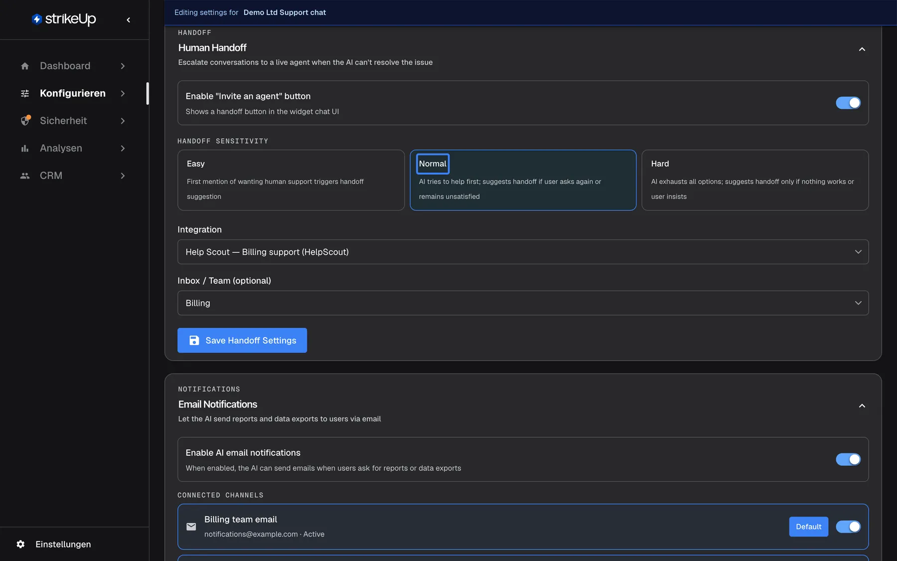 Der Abschnitt Human Handoff der Seite AI & UX, vollständig auf Englisch. Der Schalter 'Enable "Invite an agent" button' ist eingeschaltet. Unter Handoff sensitivity stehen drei Optionen: "Easy" (schon der erste Wunsch nach menschlicher Hilfe löst einen Übergabevorschlag aus), das ausgewählte und hervorgehobene "Normal" (die KI versucht zuerst zu helfen und schlägt die Übergabe vor, wenn der Nutzer erneut fragt oder unzufrieden bleibt) und "Hard" (die KI schöpft erst alle Möglichkeiten aus). Integration ist "Help Scout — Billing support (HelpScout)", Inbox / Team ist "Billing", darunter "Save Handoff Settings".
