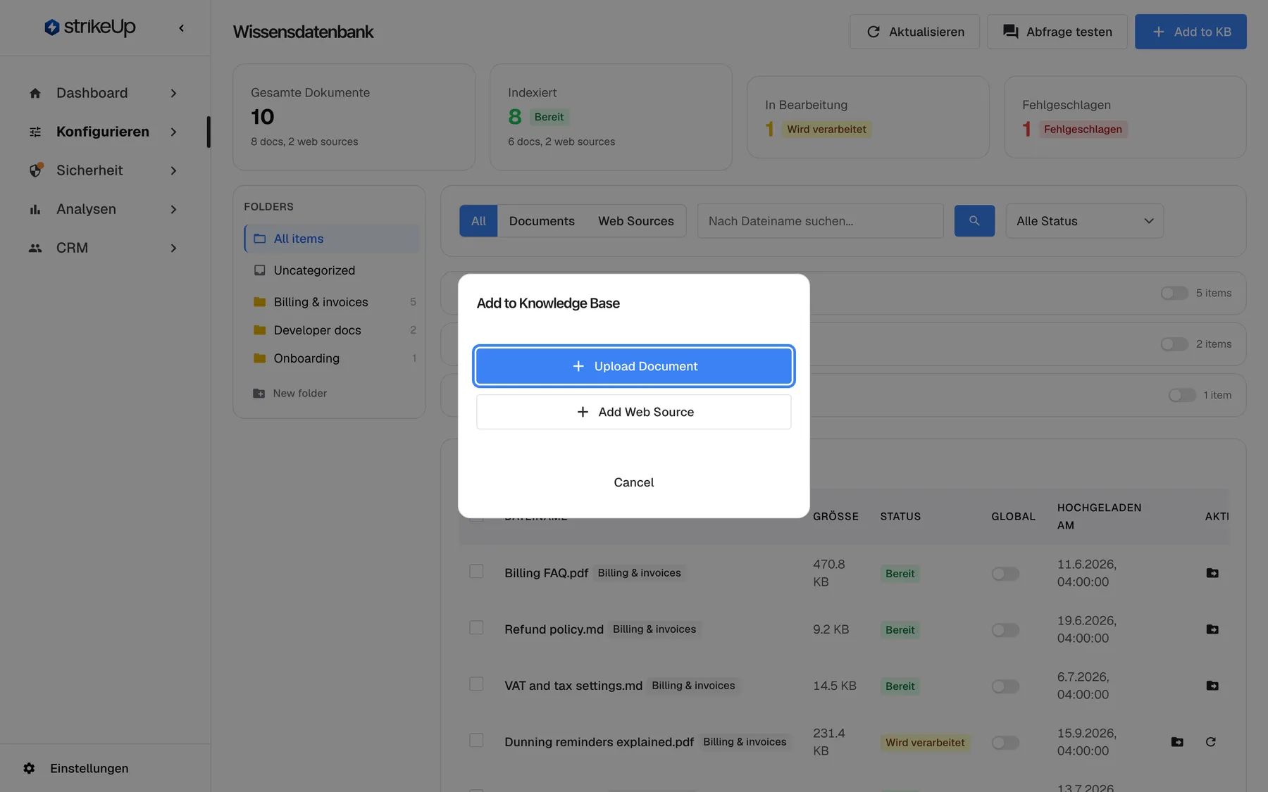 Die abgedunkelte Seite Wissensdatenbank hinter dem kleinen Dialog „Add to Knowledge Base“ (auf Englisch). Er bietet zwei Möglichkeiten: die hervorgehobene blaue Schaltfläche „Upload Document“, die das Hochladen von Dateien öffnet, und „Add Web Source“, die das Formular zum Crawlen einer Website öffnet. „Cancel“ schließt den Dialog. Die Statistikkarten, die Ordnerliste und die Dokumenttabelle bleiben im Hintergrund sichtbar.