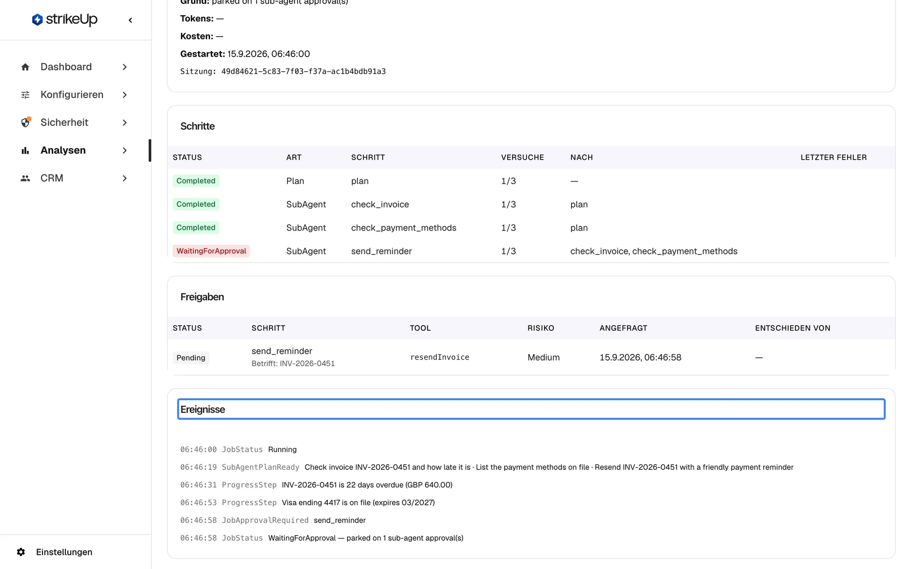 Der Abschnitt „Ereignisse“ unten beim Job „Autonomous: Overdue invoice follow-up 9/15 06:46“ mit hervorgehobenem Titel. Er zeigt den Ablauf der Ausführung mit technischen Ereignisnamen auf Englisch: 06:46:00 JobStatus Running; 06:46:19 SubAgentPlanReady mit den drei geplanten Schritten; 06:46:31 ProgressStep „INV-2026-0451 is 22 days overdue (GBP 640.00)“; 06:46:53 ProgressStep „Visa ending 4417 is on file (expires 03/2027)“; 06:46:58 JobApprovalRequired send_reminder; und JobStatus WaitingForApproval.