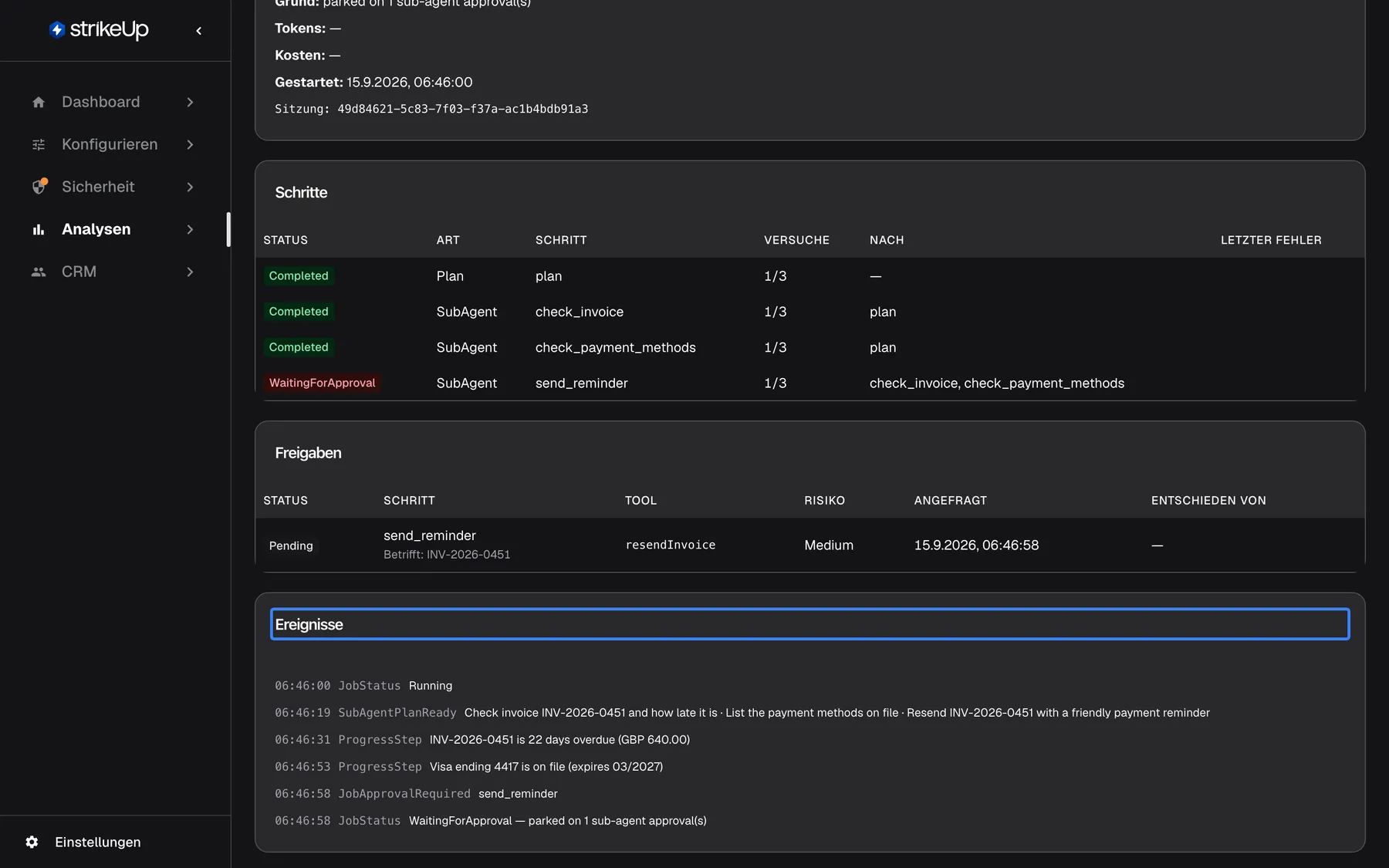 Der Abschnitt „Ereignisse“ unten beim Job „Autonomous: Overdue invoice follow-up 9/15 06:46“ mit hervorgehobenem Titel. Er zeigt den Ablauf der Ausführung mit technischen Ereignisnamen auf Englisch: 06:46:00 JobStatus Running; 06:46:19 SubAgentPlanReady mit den drei geplanten Schritten; 06:46:31 ProgressStep „INV-2026-0451 is 22 days overdue (GBP 640.00)“; 06:46:53 ProgressStep „Visa ending 4417 is on file (expires 03/2027)“; 06:46:58 JobApprovalRequired send_reminder; und JobStatus WaitingForApproval.